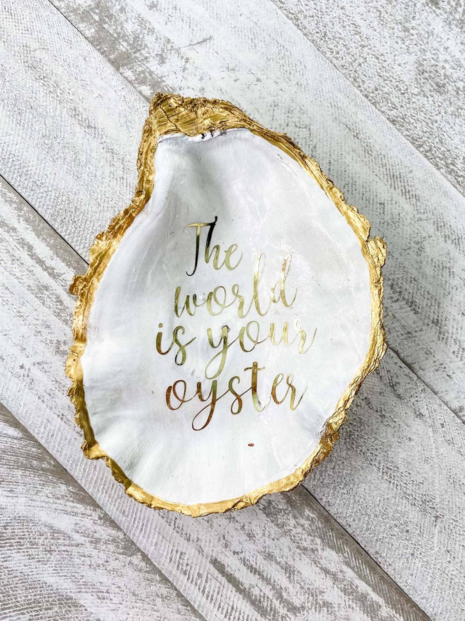 The World is Your Oyster Ring Dish - Essentially Charleston